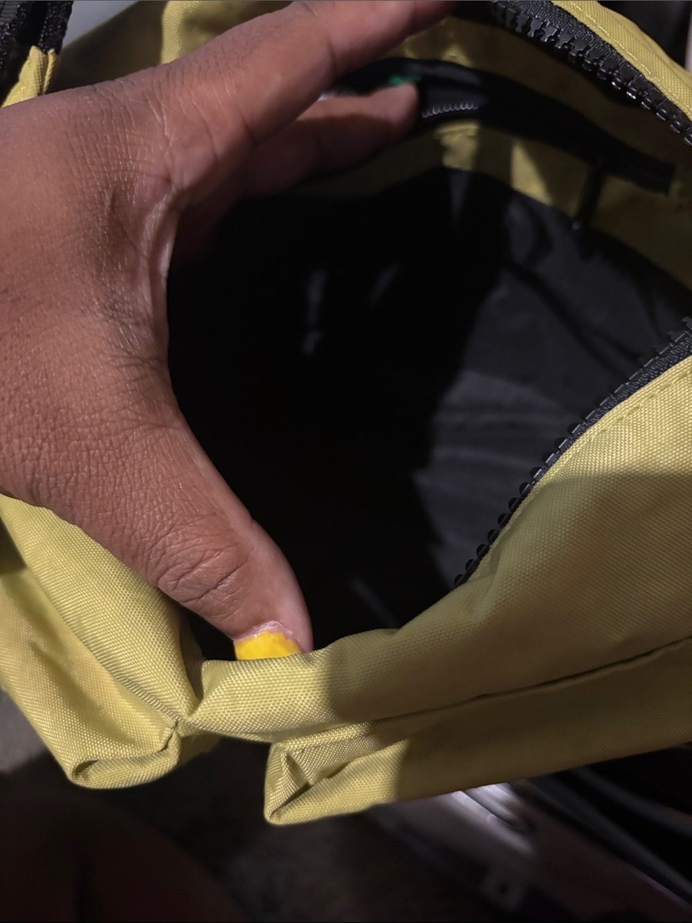 Baggu crossbody - Picture 3 of 5